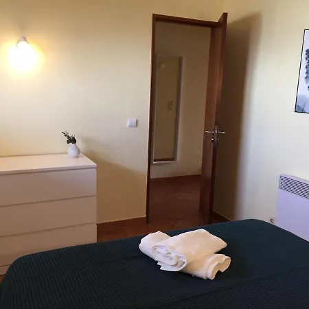 Montechoro Lovely 1 Bed Apt 阿尔布费拉
